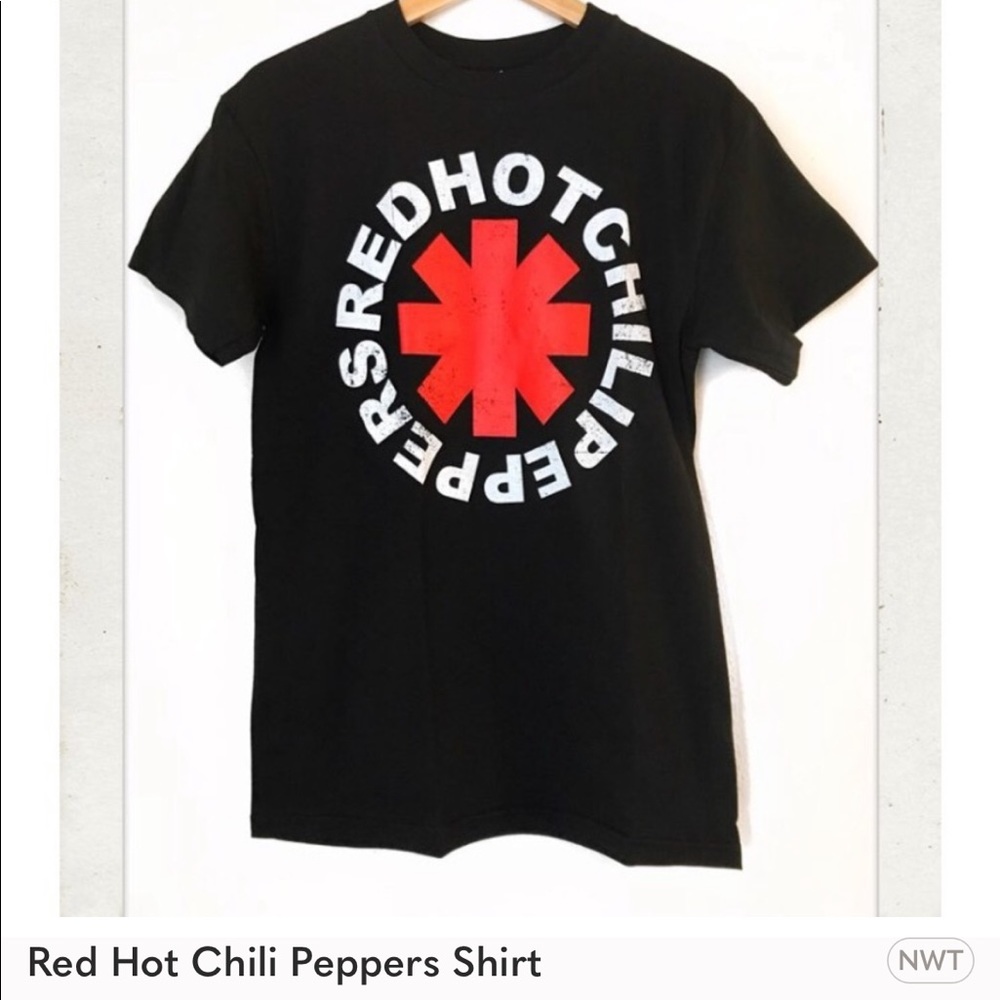 L, 2X chili peppers. Two item bundle